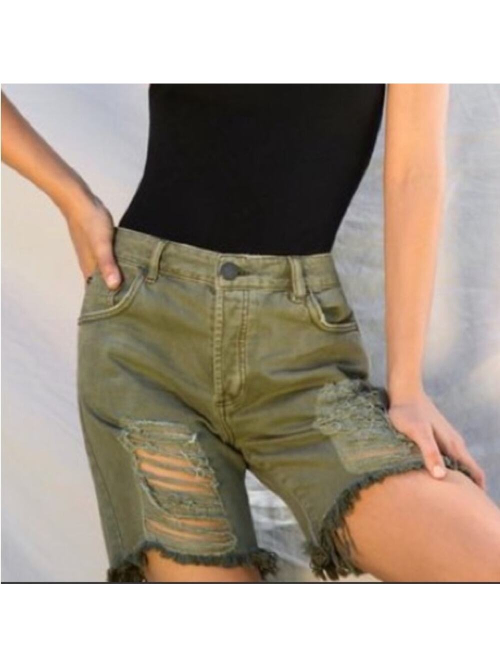 NWT One Teaspoon Super Khaki Stevies shorts, 27